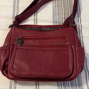 Elegant Burgundy Shoulder Bag